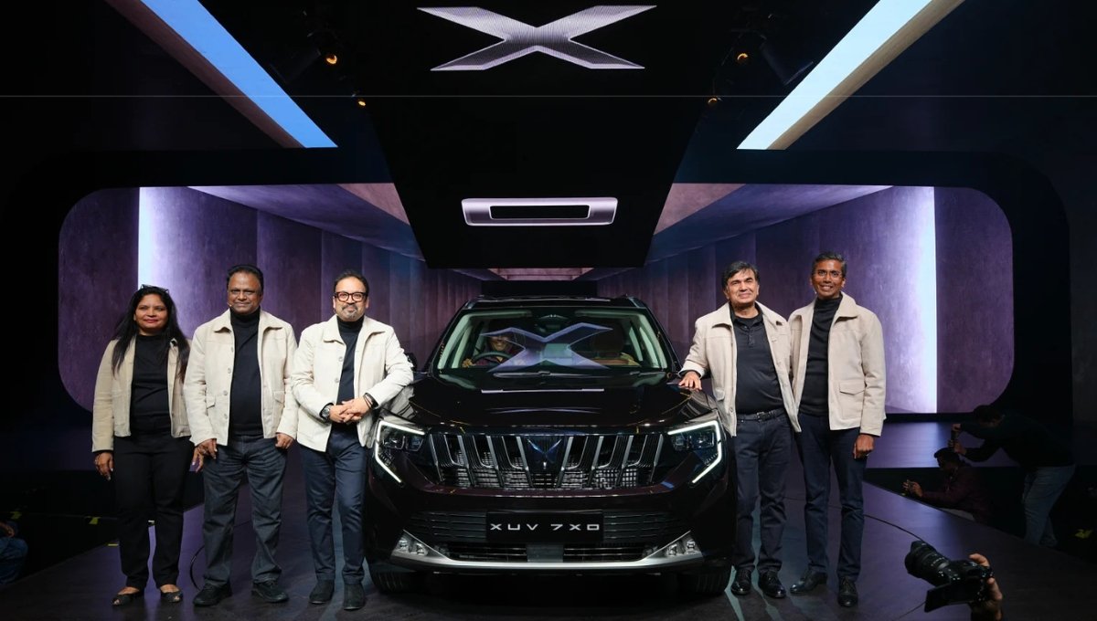 Mahindra XUV 7XO